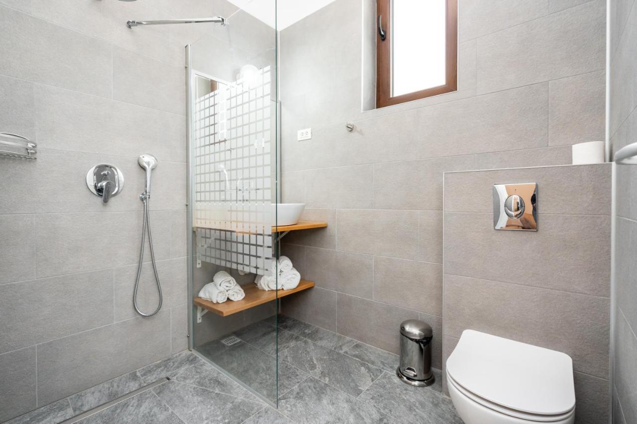 Aparthotel Nobel Boutique Bucarest Esterno foto