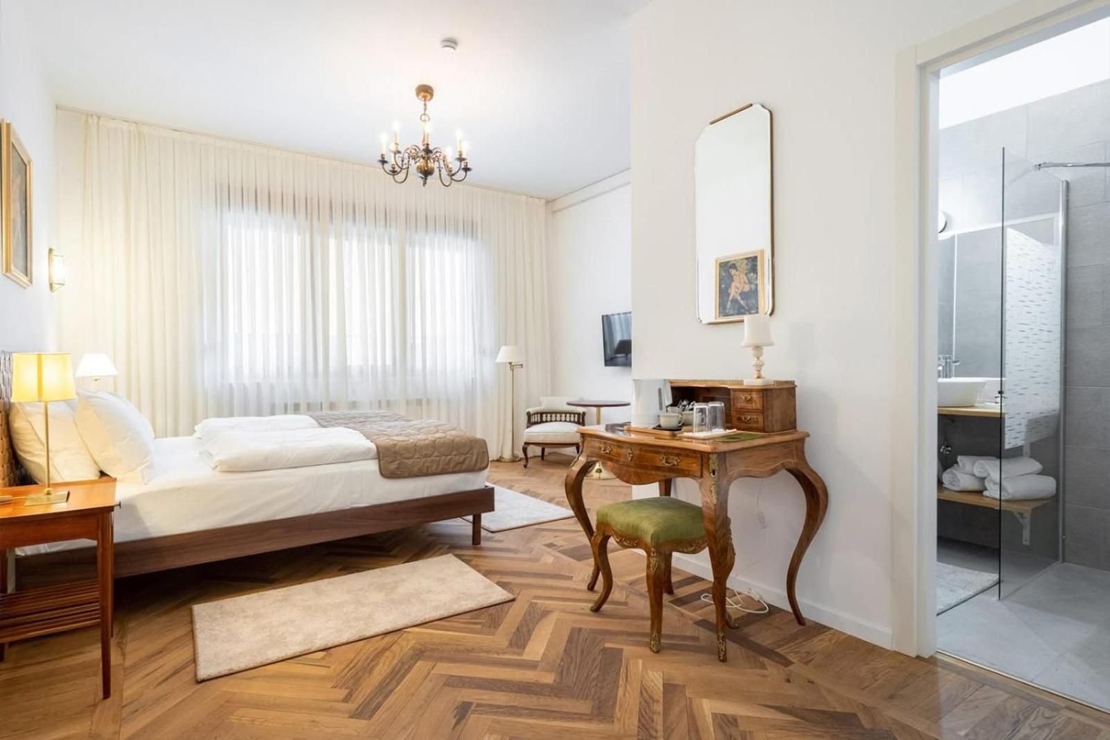 Aparthotel Nobel Boutique Bucarest Esterno foto