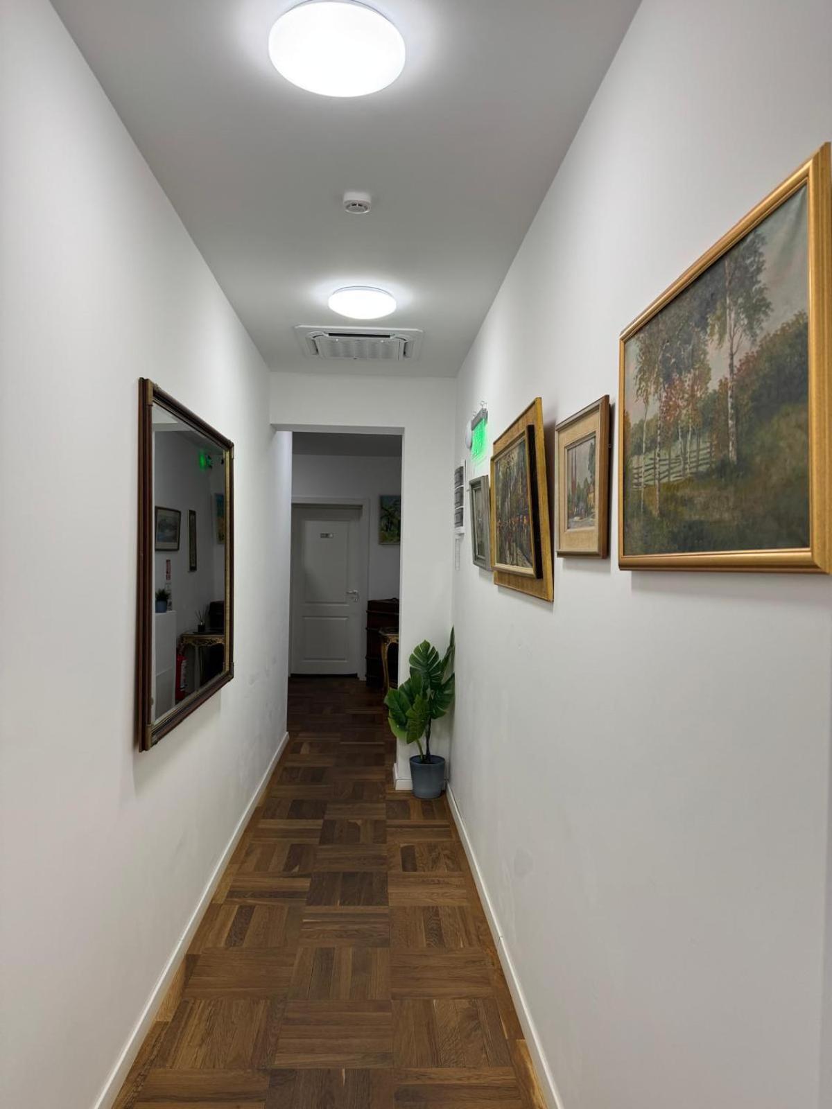 Aparthotel Nobel Boutique Bucarest Esterno foto
